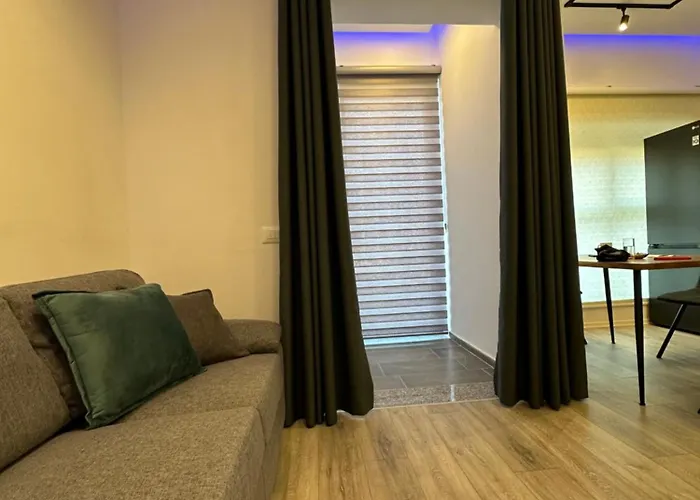 Apartment Sunflower Tirana